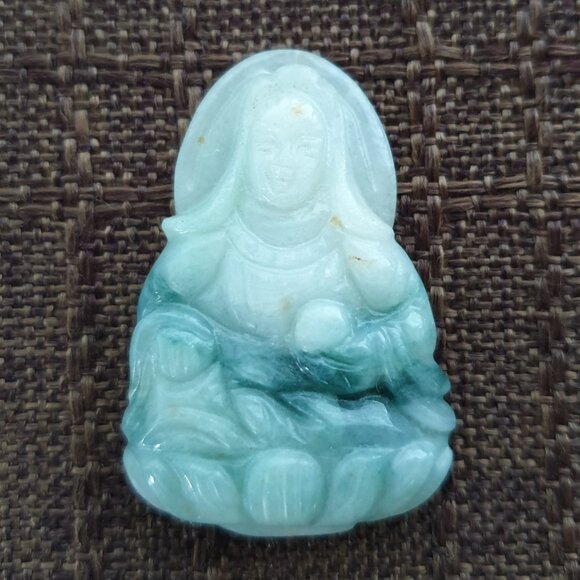 Vintage Natural Double-Sided Hand-Carved Jade Guan Yin Talisman Pendant - Picture 11 of 11